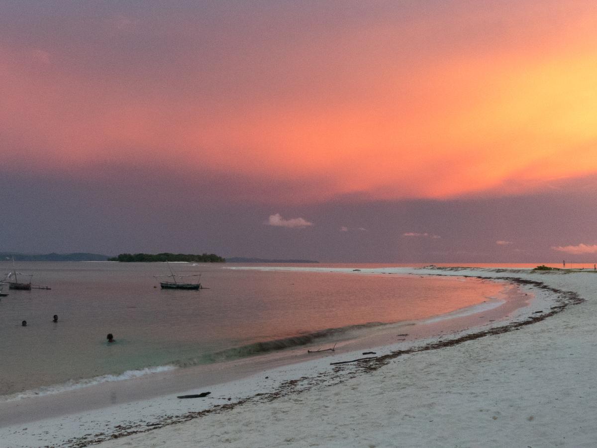 Le Zahir De L'Ile - Iranja Villa นูซีเบ ภายนอก รูปภาพ